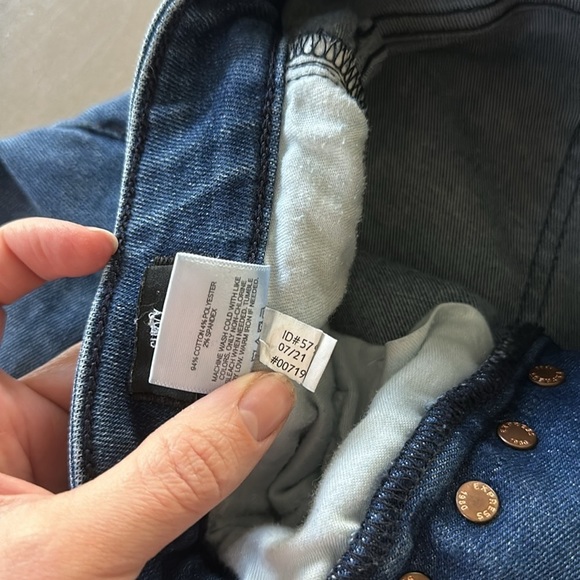 Express Curvy Skinny Mid Rise Capris size 6 Short - Picture 5 of 6